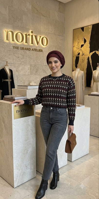 پلیور بافت زنانه طرح ژاکارد هندسی مشکی